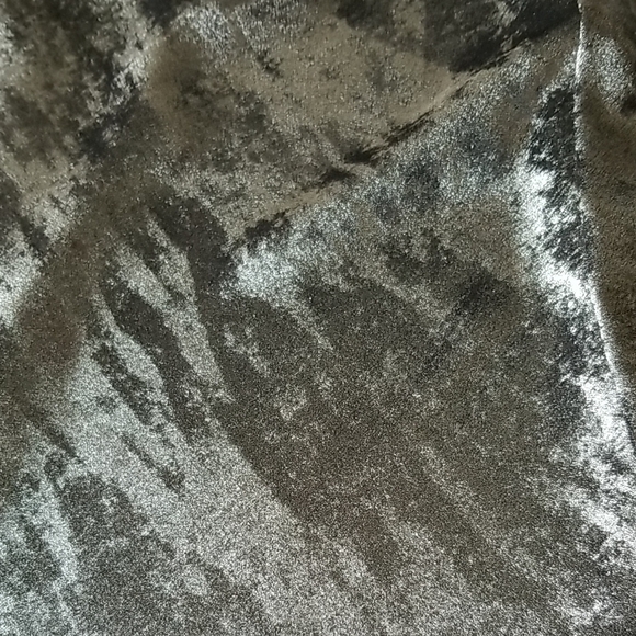 Karen Kane Night Lights Metallic Midi Skirt - Picture 8 of 15